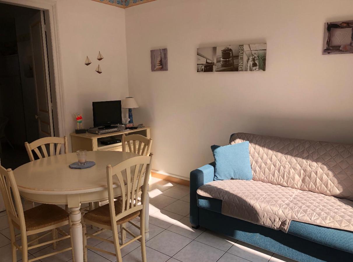 Appartement Avec Cour A 50M De La Plage Mers-les-Bains Buitenkant foto