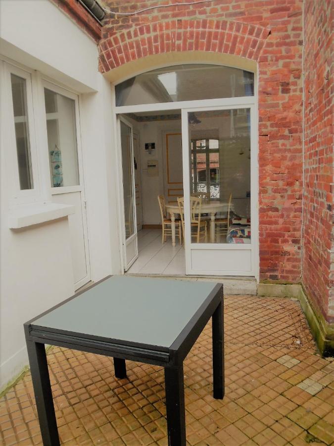 Appartement Avec Cour A 50M De La Plage Mers-les-Bains Buitenkant foto